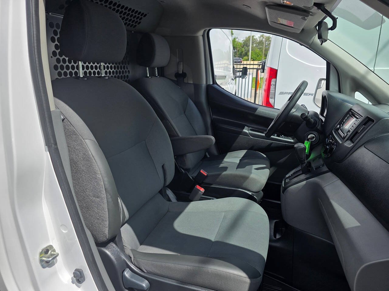 Used 2019 Nissan NV200 SV w/ Back Door Glass Package FWD image 10
