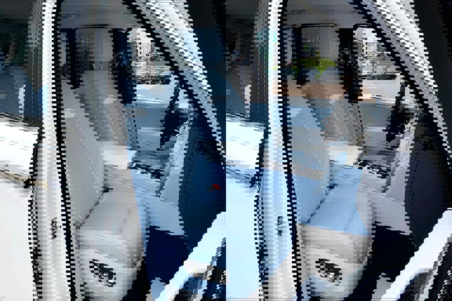 Used 2024 Rolls-Royce Cullinan w/ Cullinan Package image 8