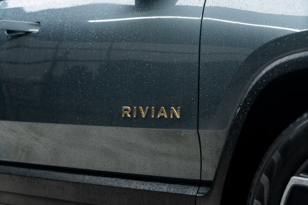 Used 2023 Rivian R1S Adventure Quad AWD/4WD image 11