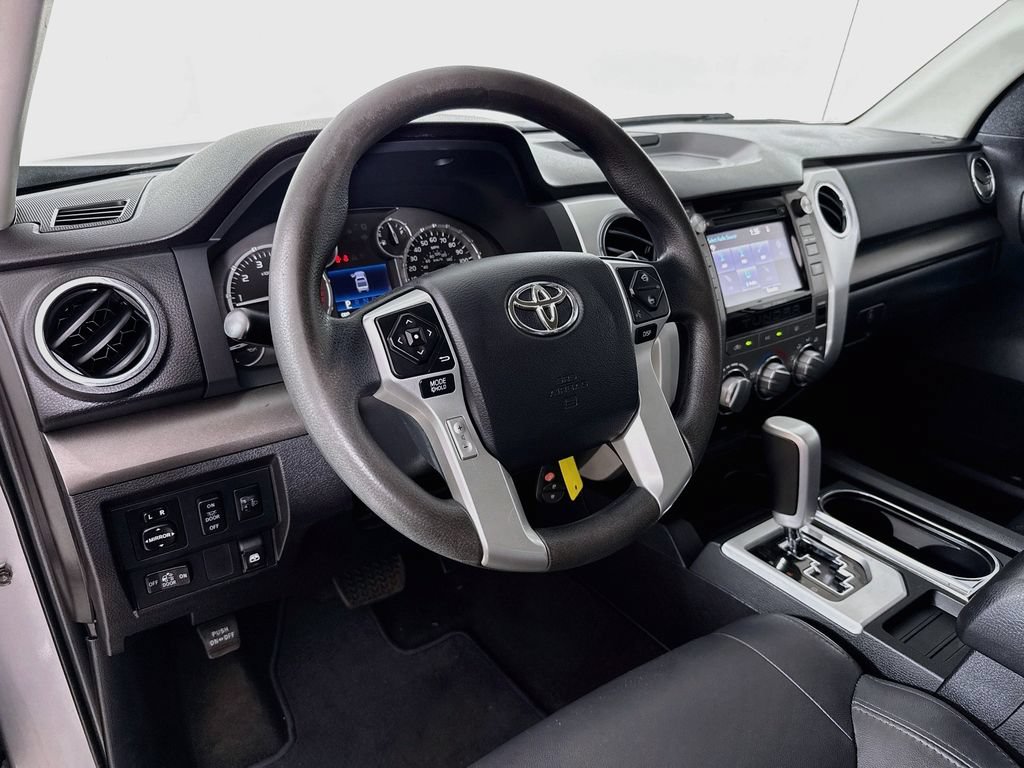 Used 2014 Toyota Tundra SR5 w/ SR5 Upgrade Package AWD/4WD image 10