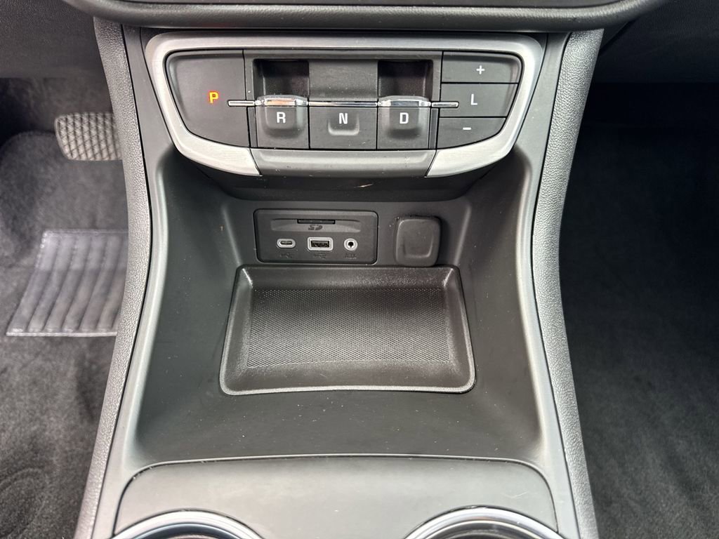 Certified 2022 GMC Terrain SLE w/ Driver Convenience Package image 16