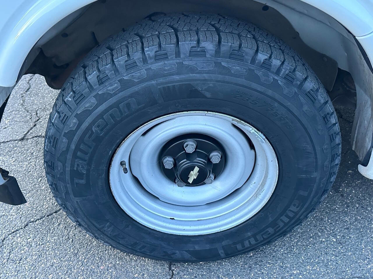 Used 2001 Chevrolet Express 1500 image 29