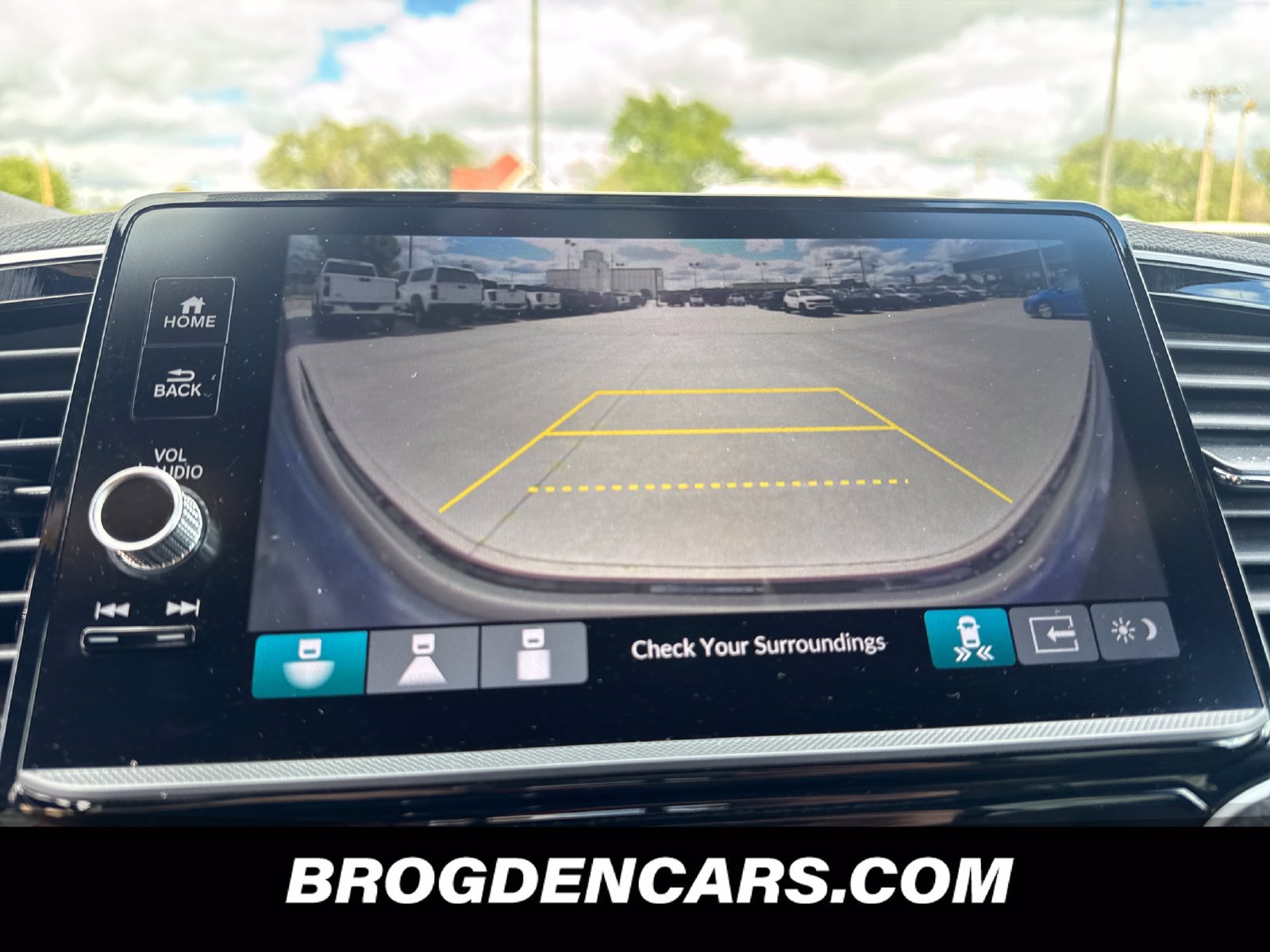 Used 2025 Honda Ridgeline TrailSport image 6