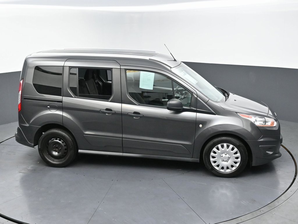 Used 2017 Ford Transit Connect XLT image 45