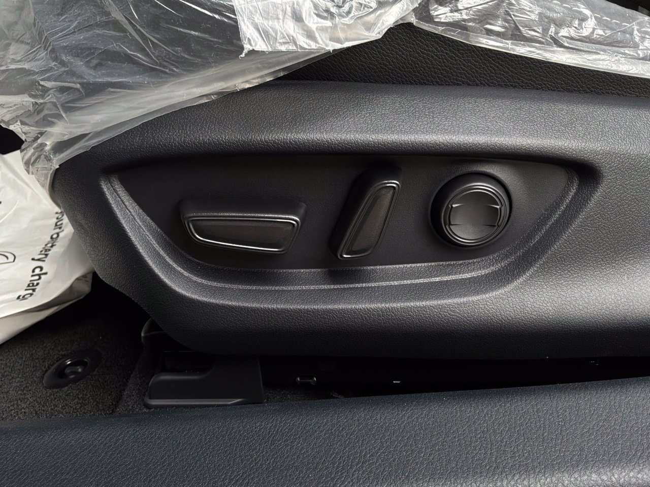New 2026 Toyota Camry SE w/ Convenience Package FWD image 10
