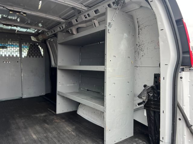 Used 2021 Chevrolet Express 2500 w/ Driver Convenience Package image 22