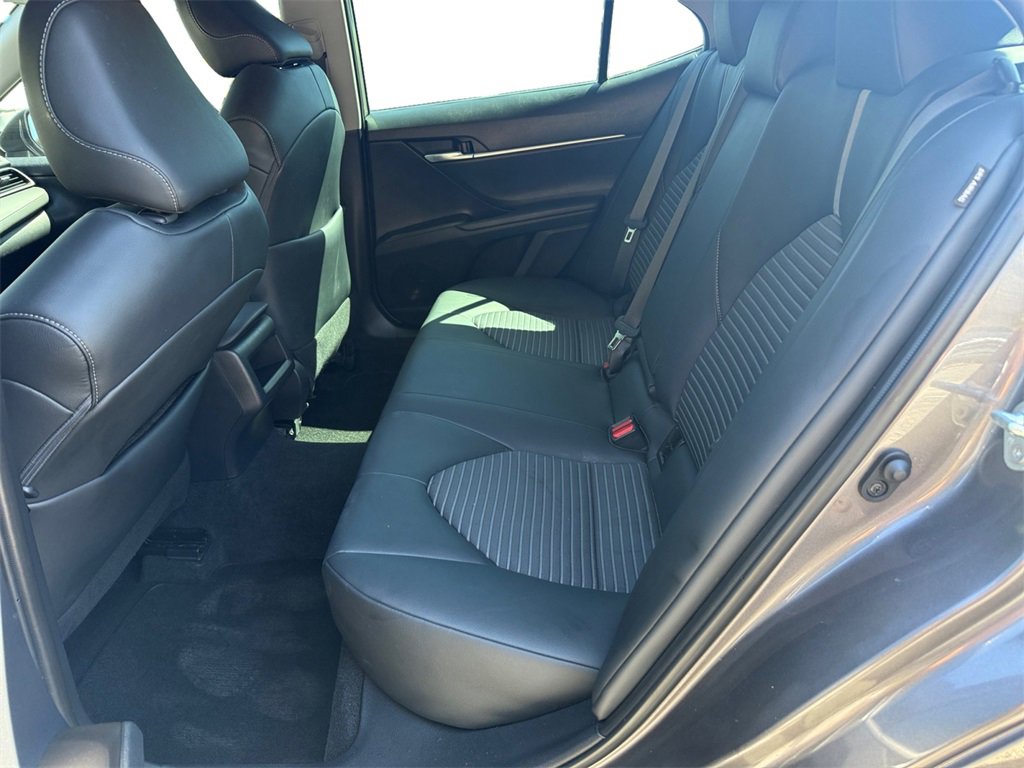 Used 2023 Toyota Camry SE image 13