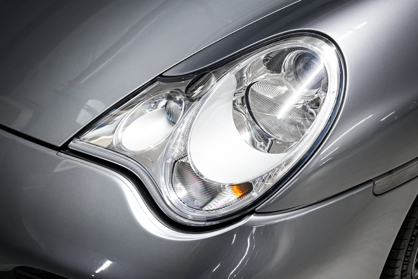 Used 2004 Porsche 911 Turbo AWD/4WD image 33