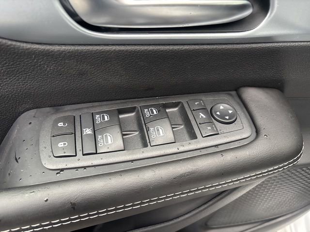 New 2026 Chrysler Pacifica Limited image 22