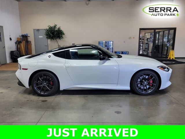 Used 2024 Nissan Z Performance w/ Floor Mat Package image 5