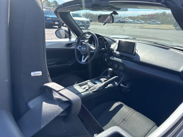 Used 2016 MAZDA MX-5 Miata Club image 28