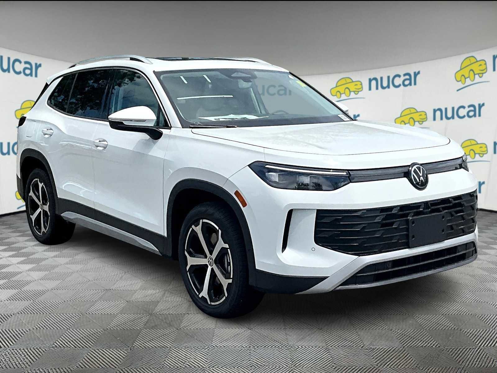 New 2025 Volkswagen Tiguan SE