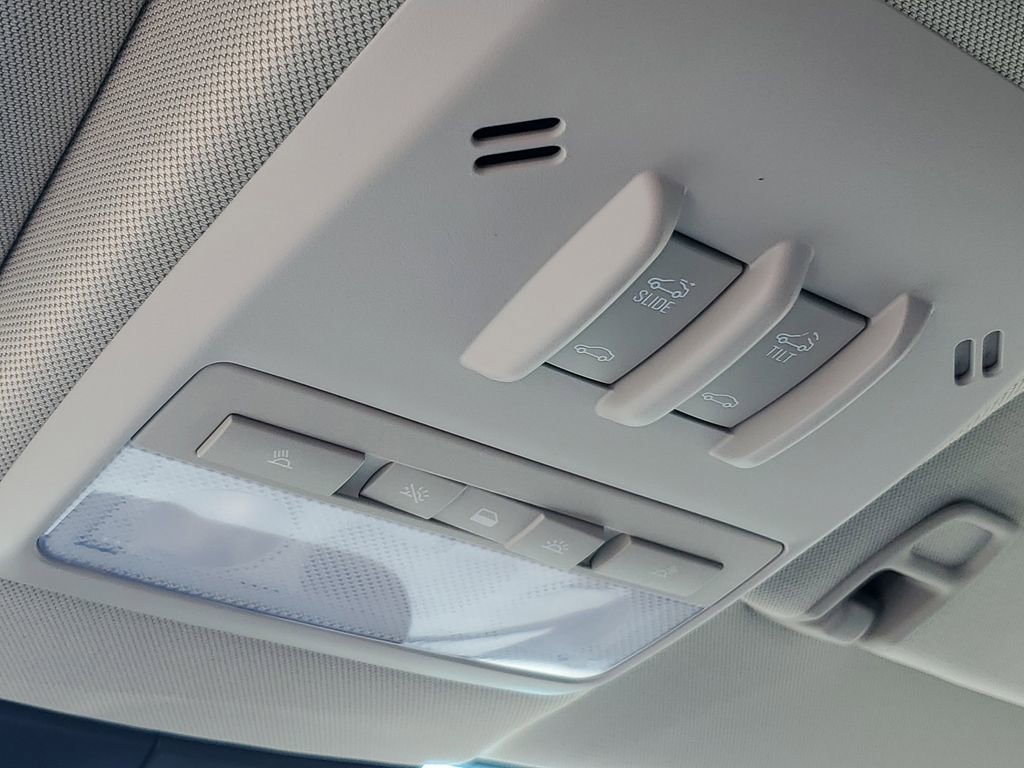 Used 2019 Buick Encore Sport Touring FWD image 22