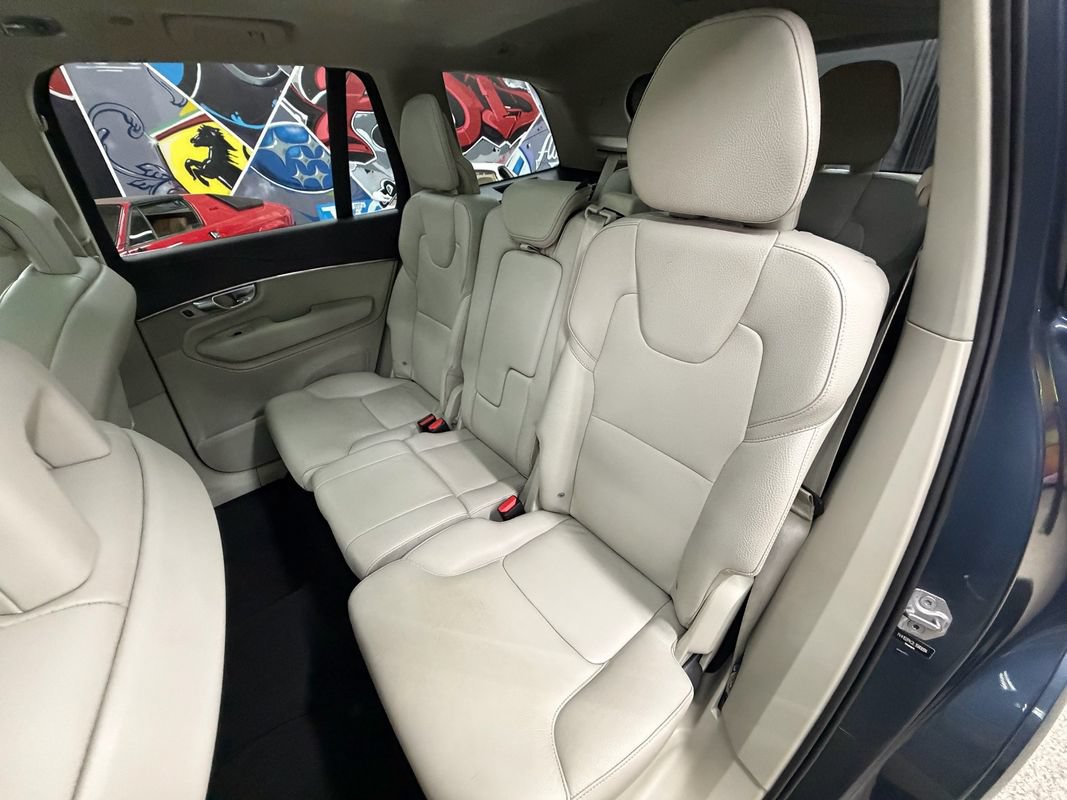 Used 2020 Volvo XC90 T5 Momentum AWD/4WD image 14