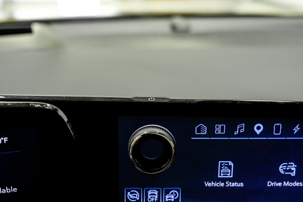 Used 2024 Chevrolet Blazer EV RS RWD image 34