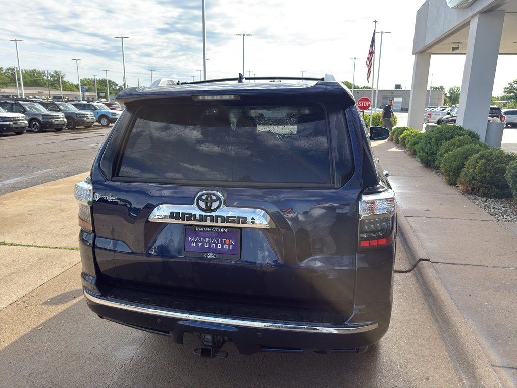 Used 2016 Toyota 4Runner Limited AWD/4WD image 7