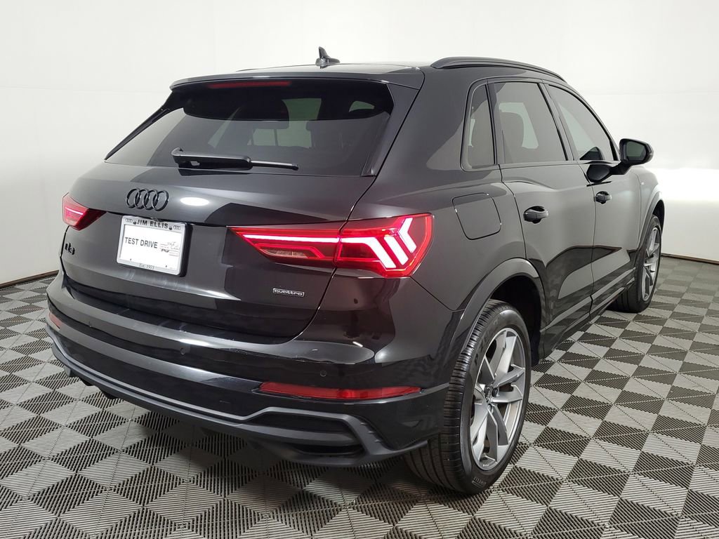 Used 2024 Audi Q3 2.0T Premium w/ Convenience Package AWD/4WD image 6