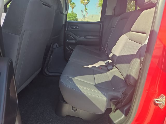 Used 2023 Nissan Frontier SV w/ SV Convenience Package RWD image 14