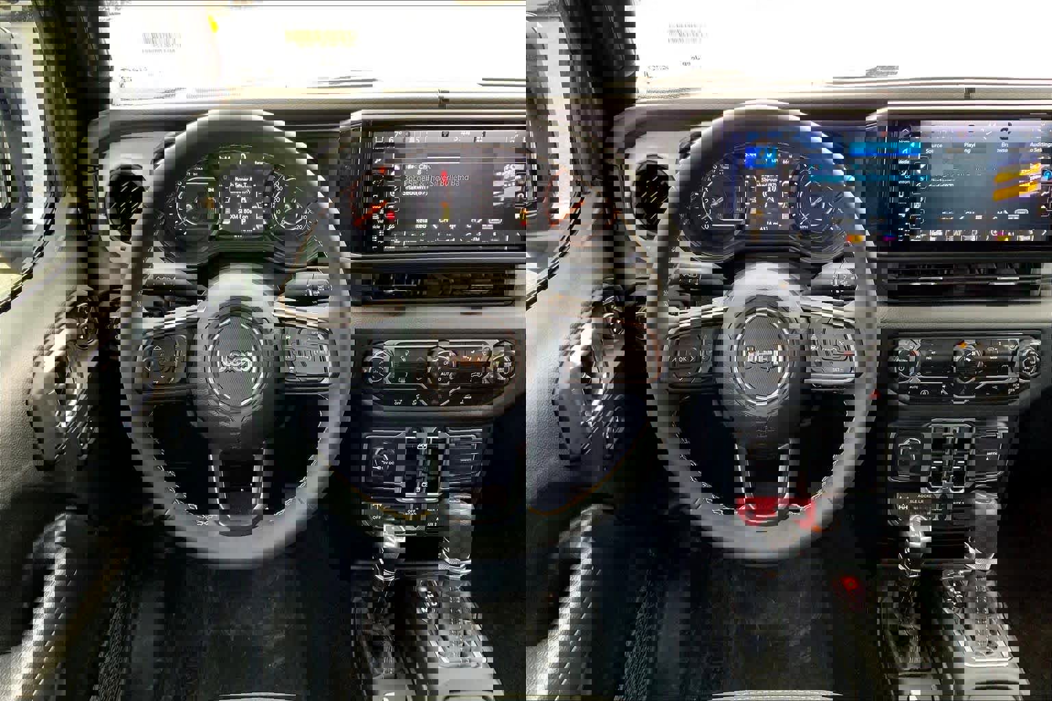 Used 2024 Jeep Gladiator Sport image 6