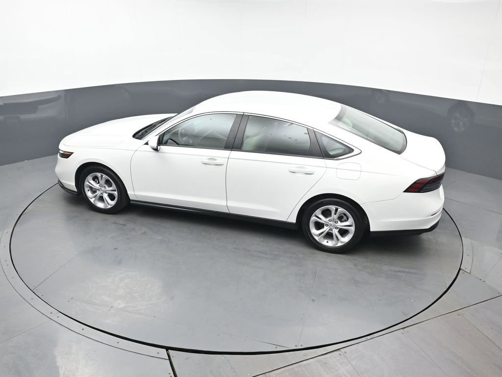 Used 2024 Honda Accord LX image 33
