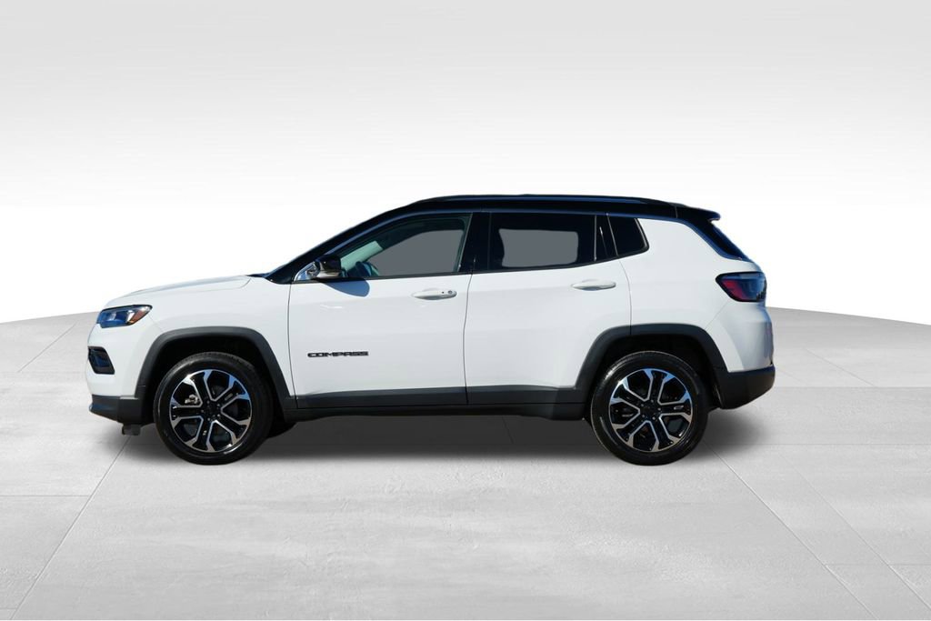 Used 2022 Jeep Compass Limited image 4