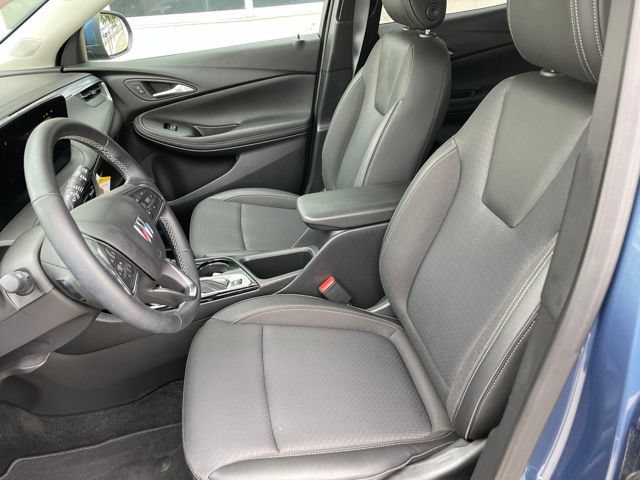 Certified 2026 Buick Encore GX Preferred w/ Comfort Package AWD/4WD image 11