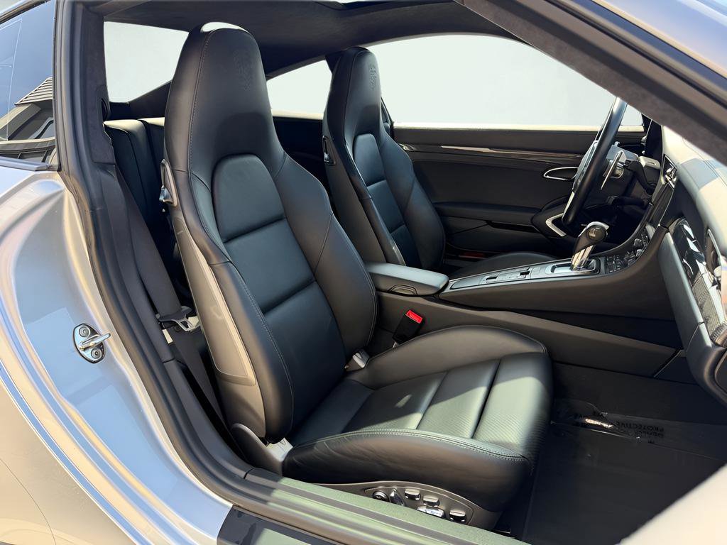 Used 2014 Porsche 911 Turbo image 28