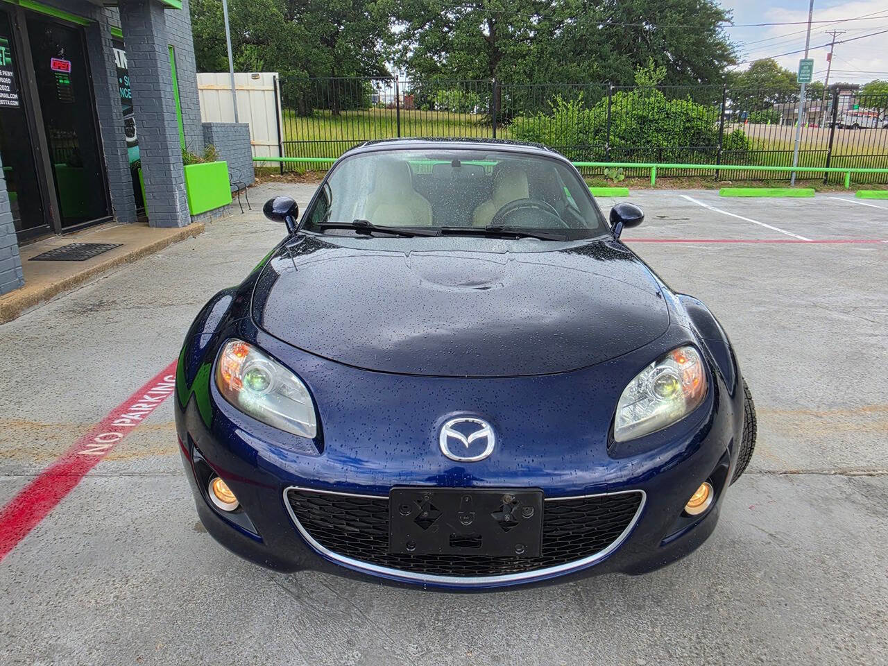 Used 2011 MAZDA MX-5 Miata Grand Touring w/ Premium Pkg RWD image 51