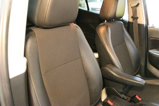 Used 2018 Buick Encore Preferred AWD/4WD image 11