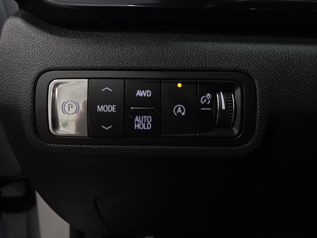 New 2026 GMC Terrain AT4 w/ LPO, Floor Liner Package image 27