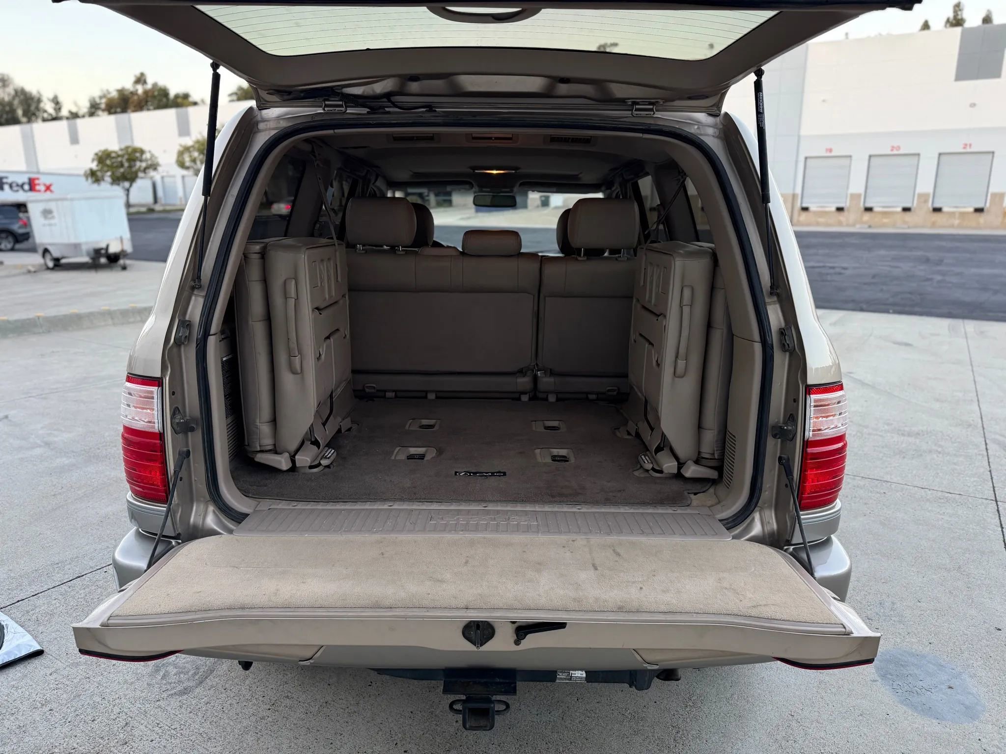 Used 1999 Lexus LX 470 4WD image 27