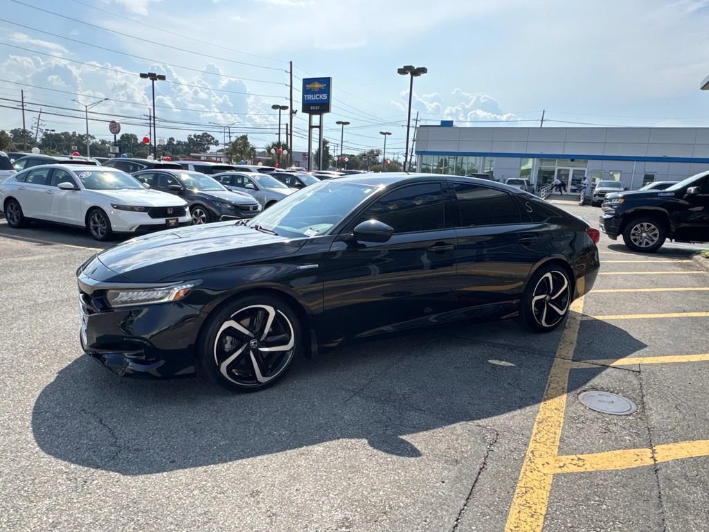 Used 2022 Honda Accord Sport image 4