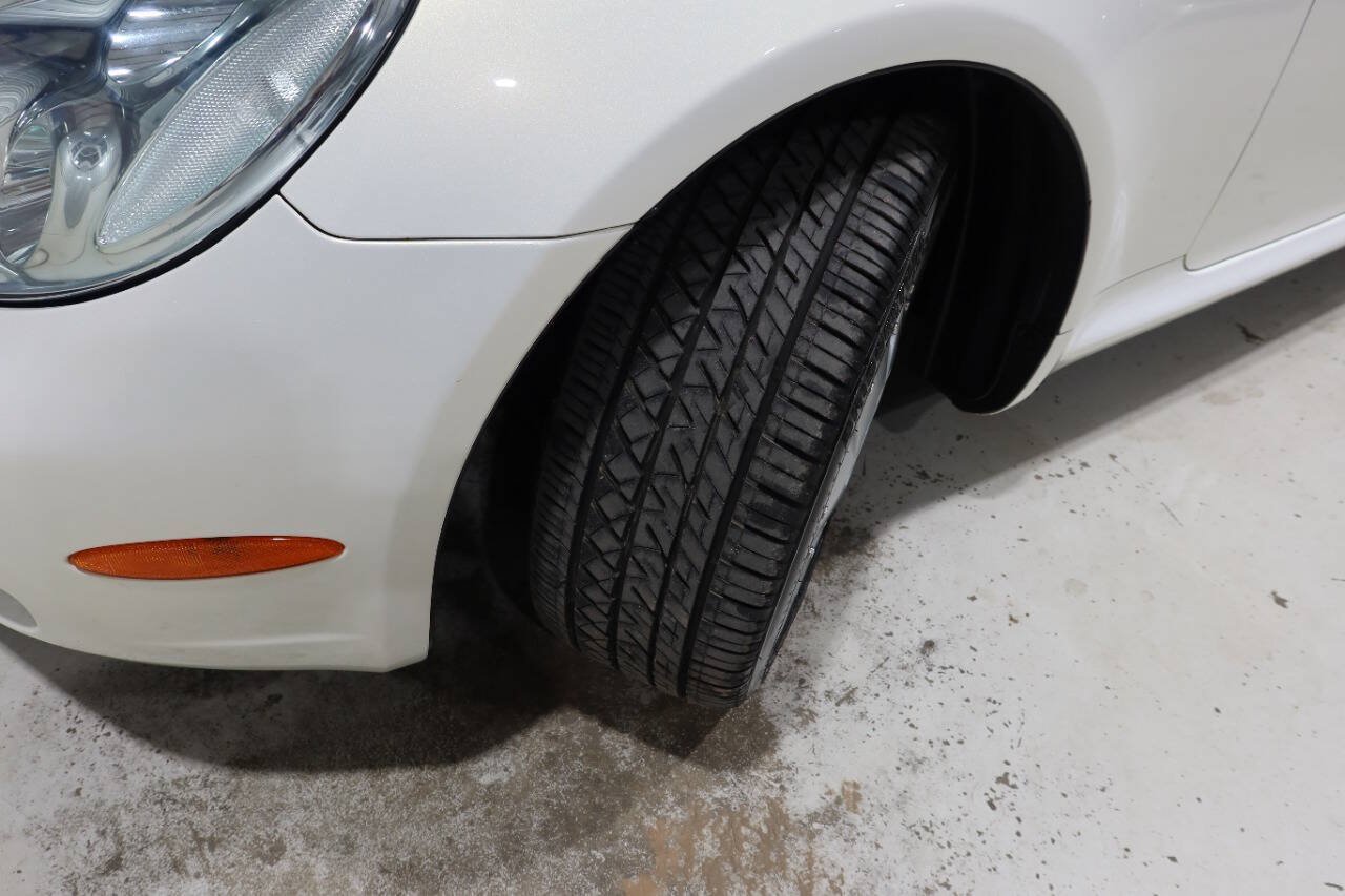 Used 2005 Lexus SC 430 Convertible RWD image 12