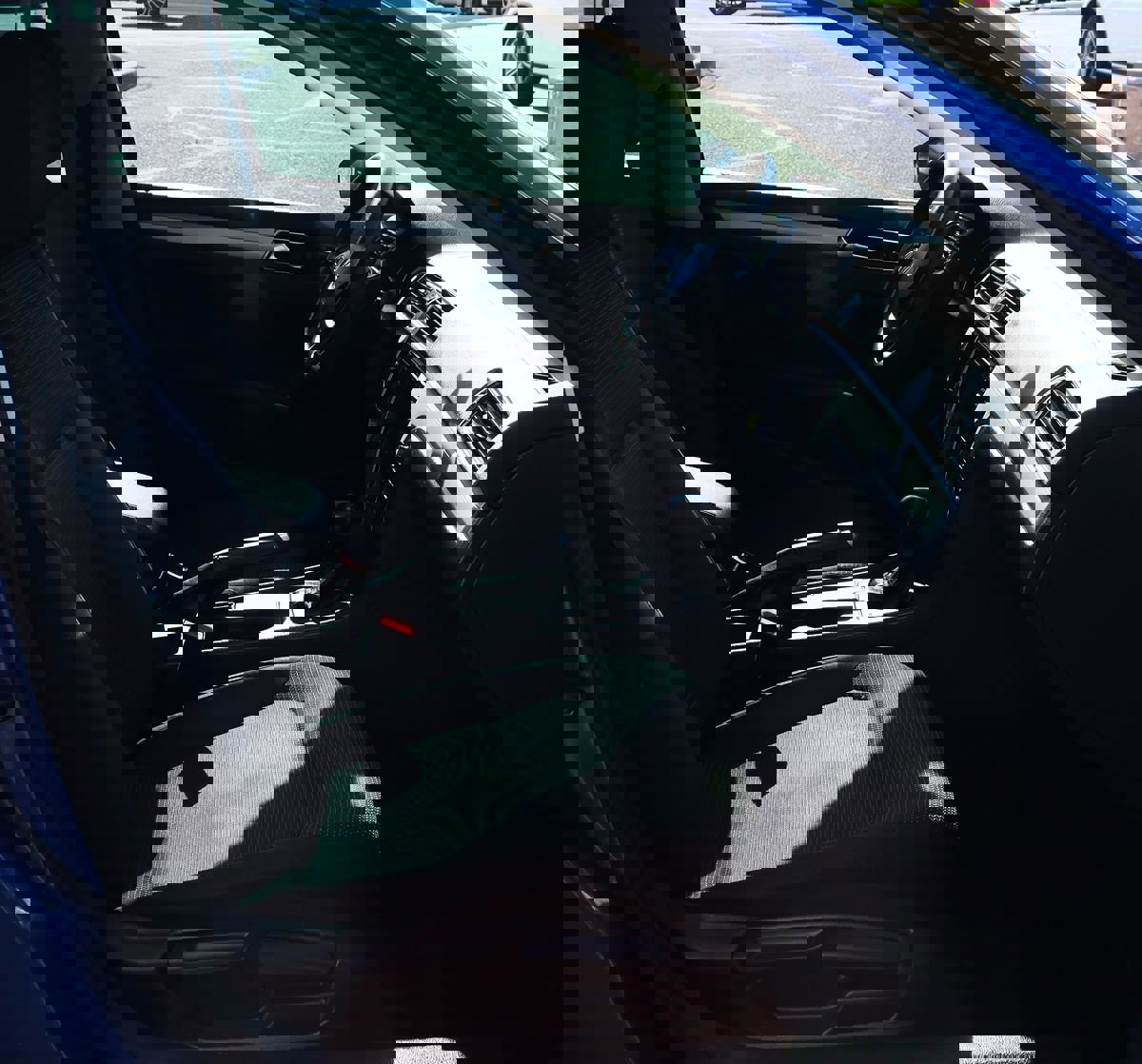 Used 2017 Volkswagen Passat 1.8T S image 30