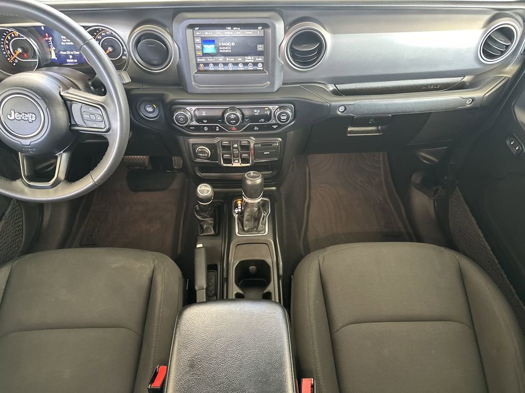 Used 2023 Jeep Gladiator Willys image 18