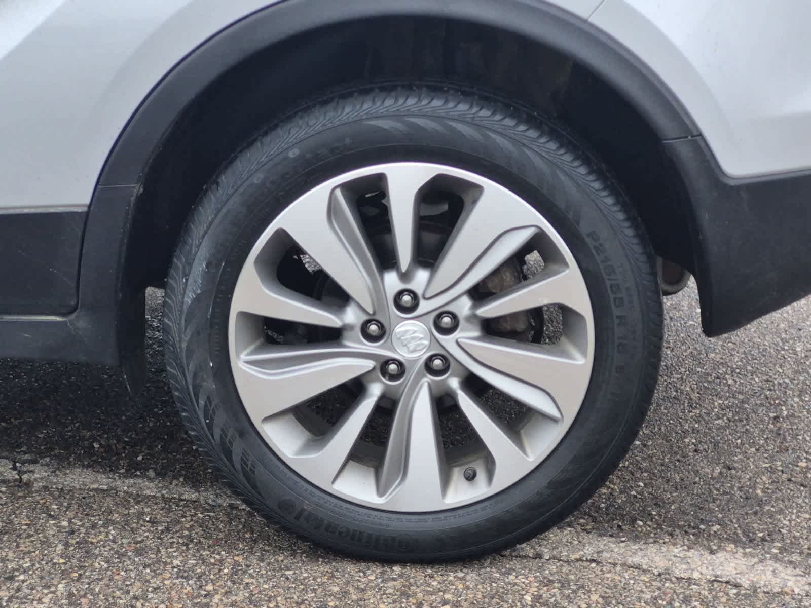 Used 2020 Buick Encore Preferred w/ Safety Package FWD image 14