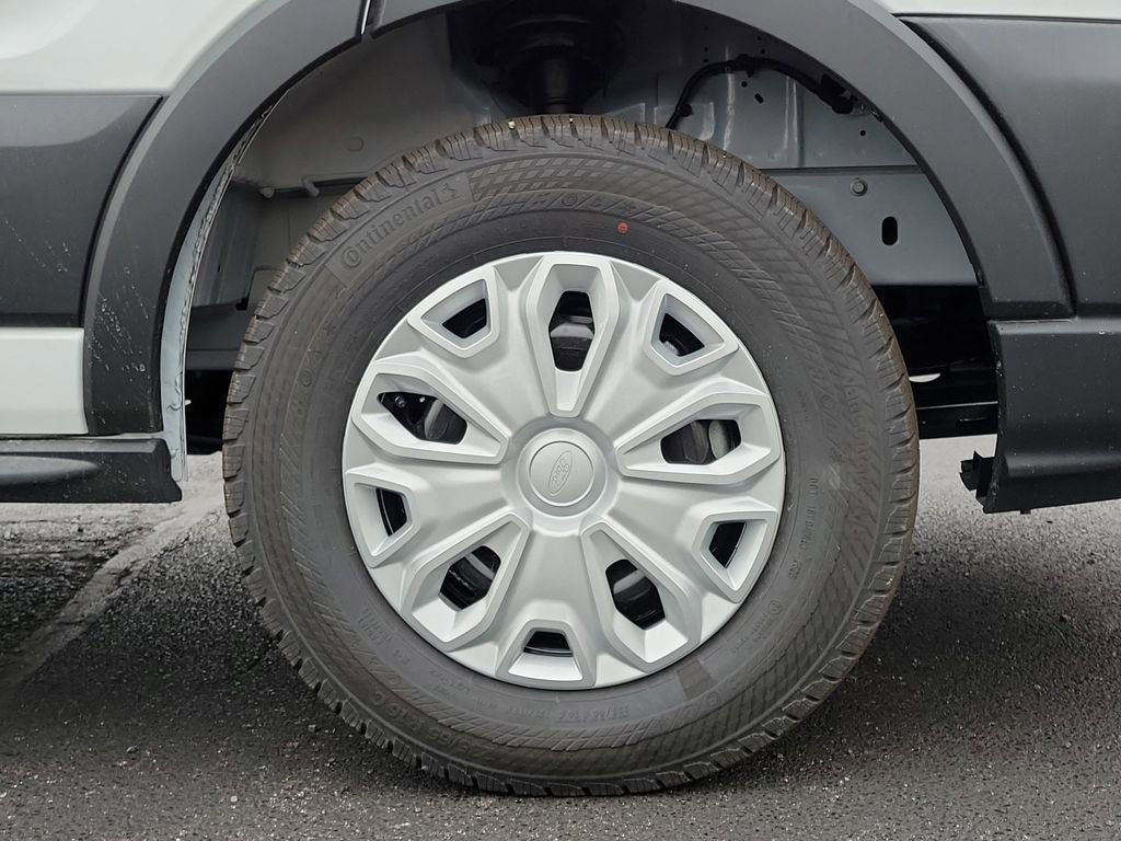 New 2026 Ford Transit 250 148 Medium Roof image 8