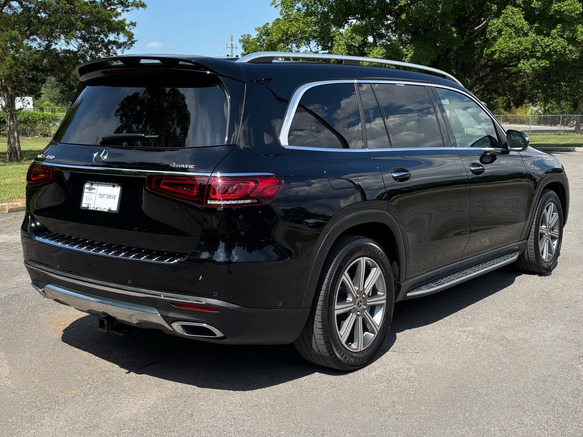 Used 2020 Mercedes-Benz GLS 450 4MATIC image 3