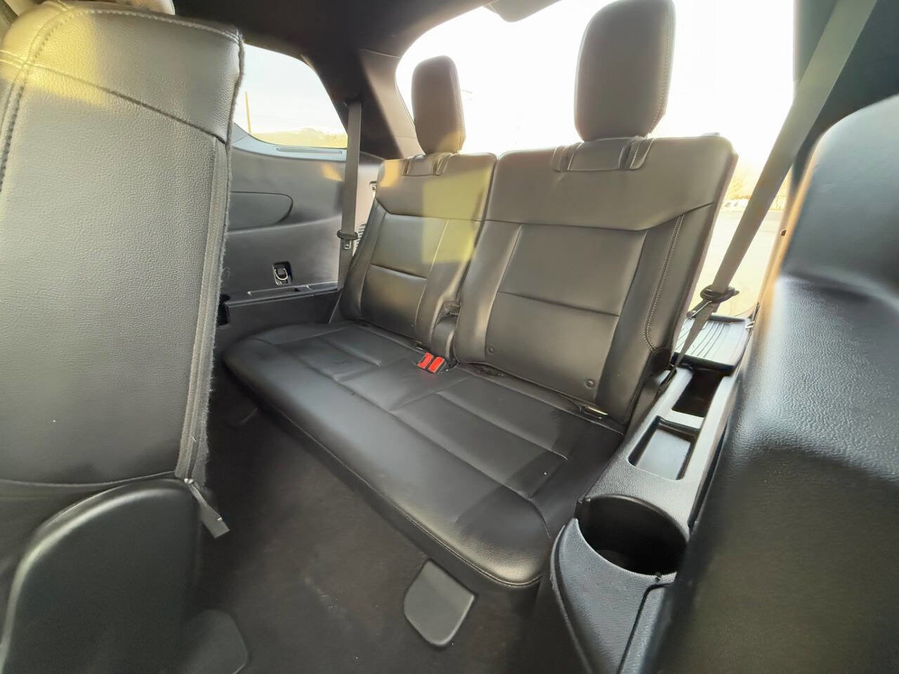 Used 2020 Ford Explorer XLT w/ Equipment Group 202A AWD/4WD image 11