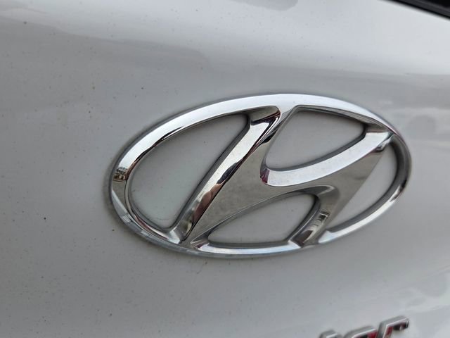 Used 2020 Hyundai Veloster 2.0 image 13