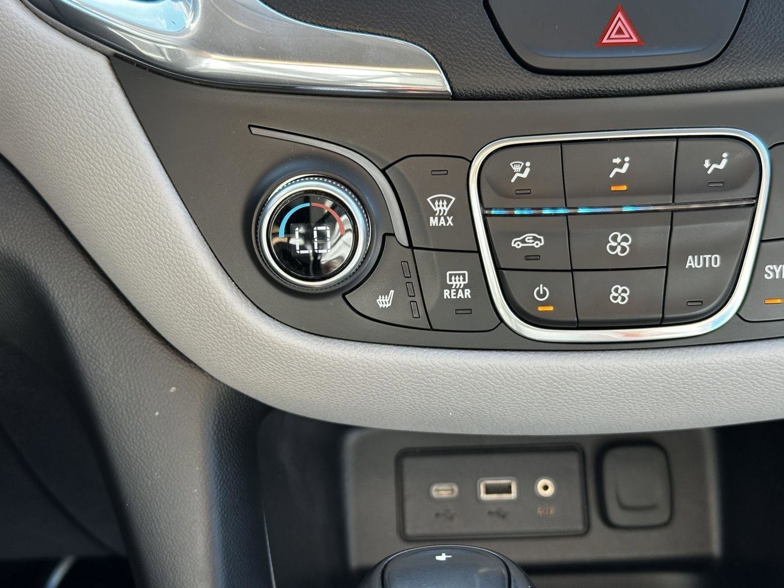 Used 2019 Chevrolet Equinox LT AWD/4WD image 29