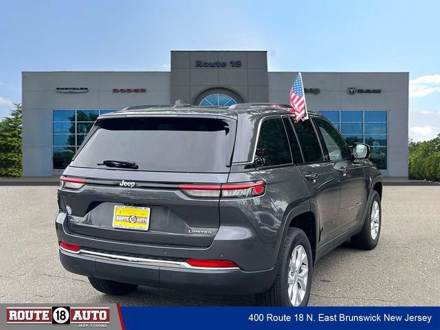 Used 2023 Jeep Grand Cherokee Limited AWD/4WD image 6