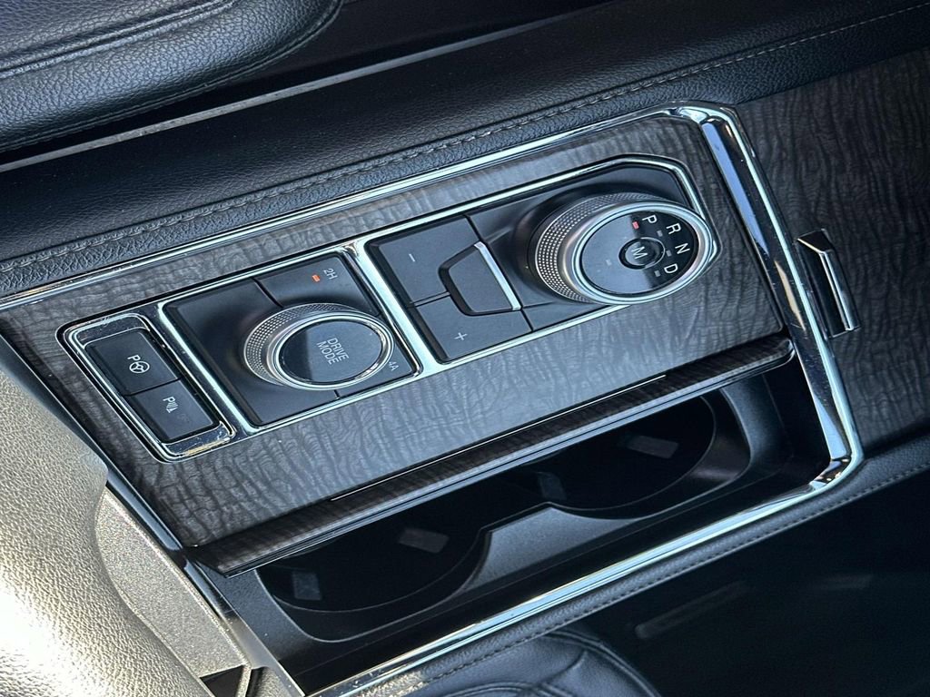 Used 2021 Ford Expedition Max Limited image 36