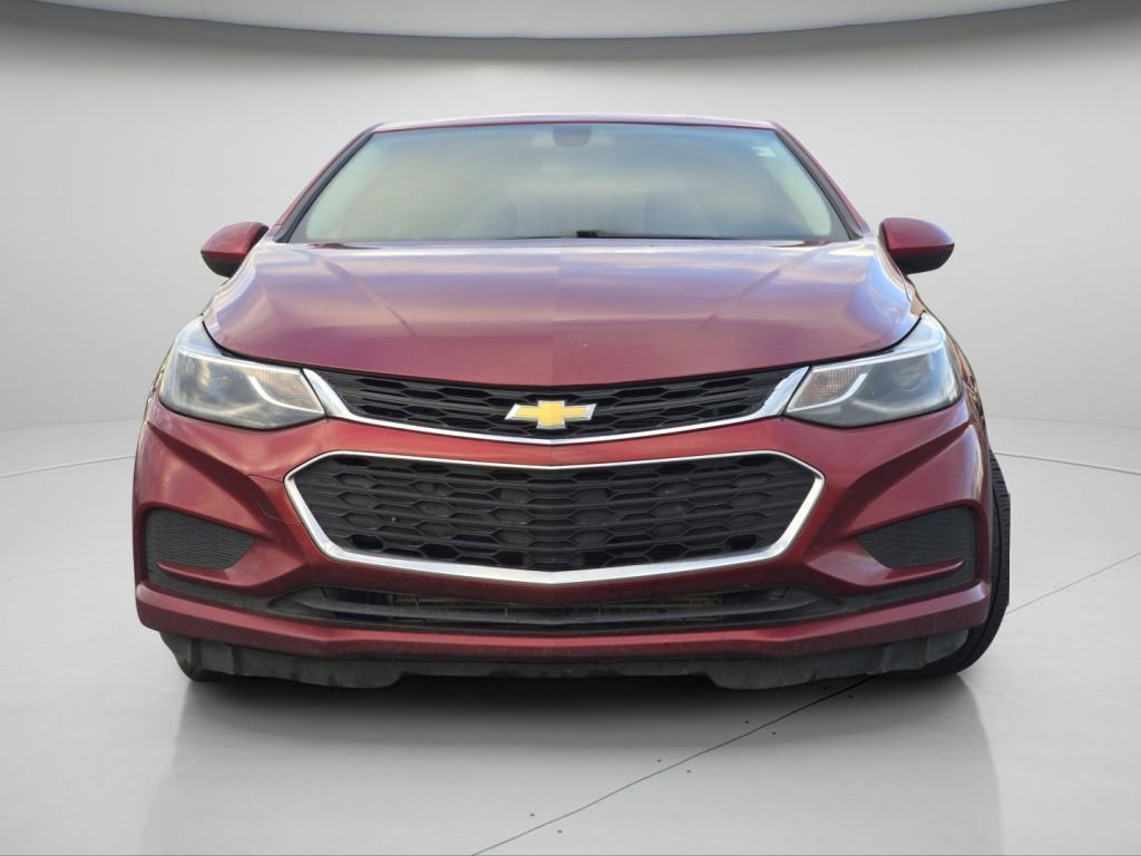 Used 2018 Chevrolet Cruze LT image 3