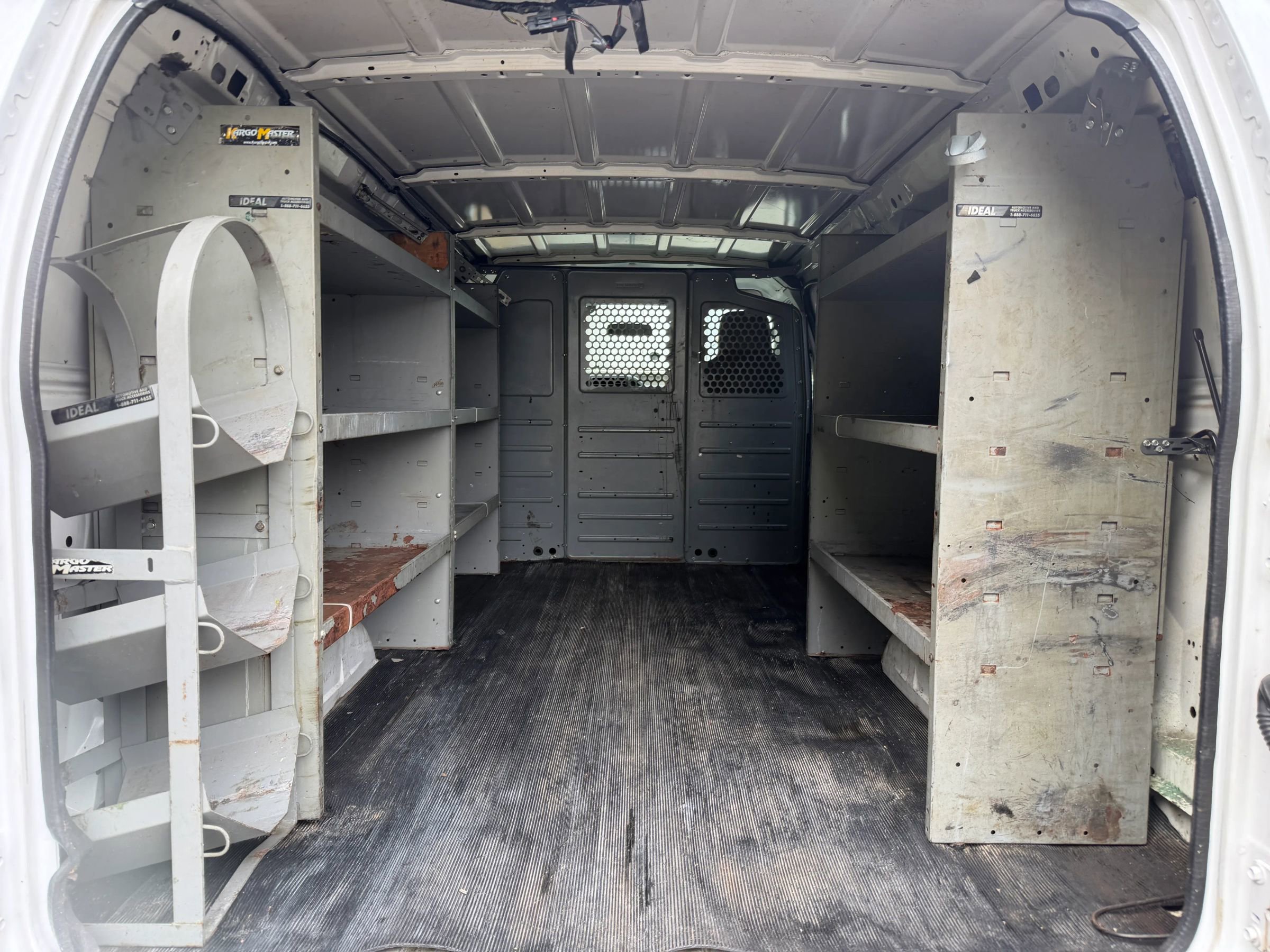 Used 2013 Ford E-250 and Econoline 250 w/ PWR Group image 12