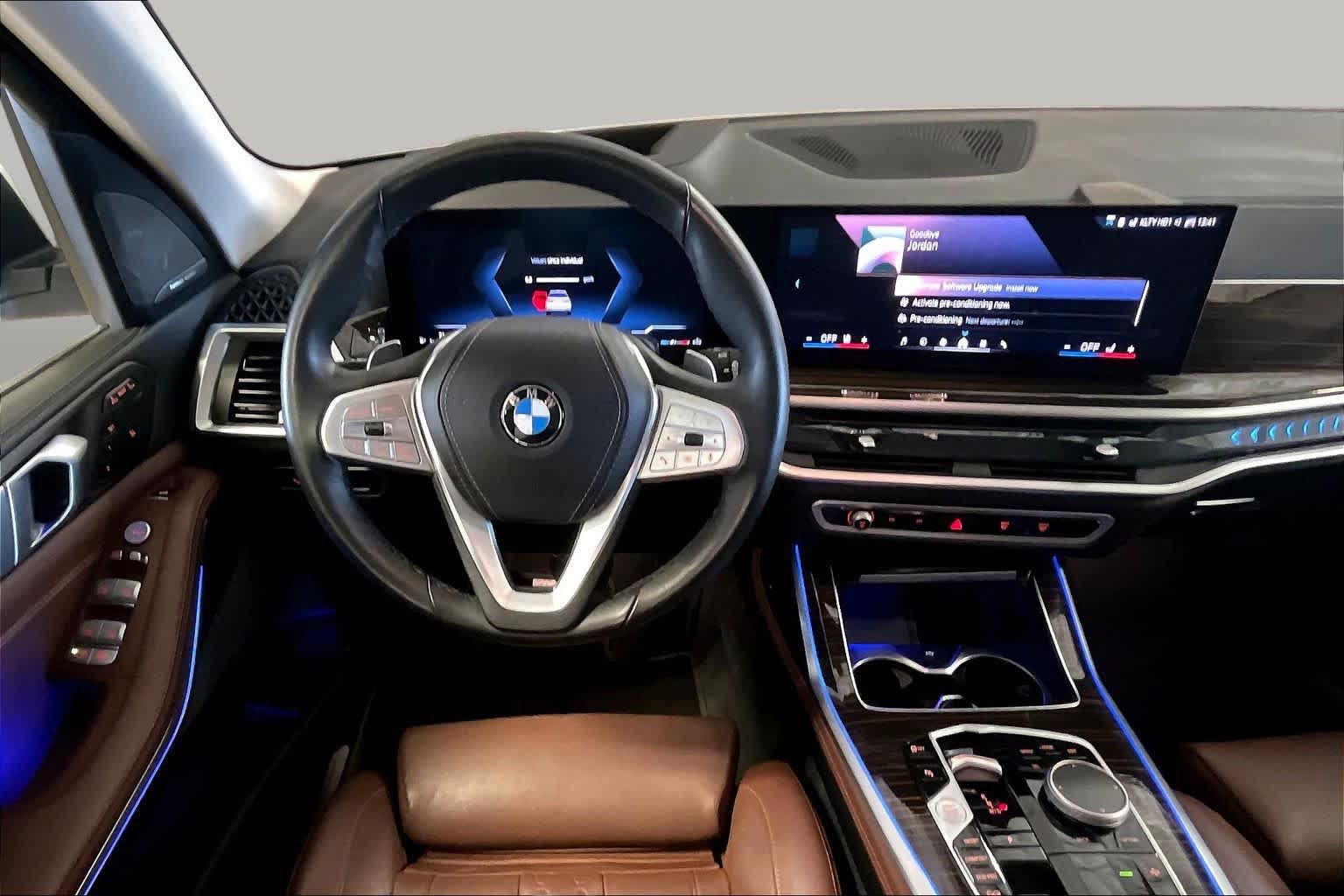 Used 2026 BMW X7 xDrive40i AWD/4WD image 5