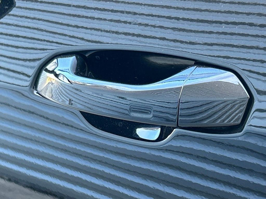 Certified 2025 Audi SQ5 Premium Plus w/ Premium Plus Package image 39