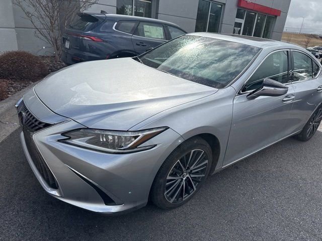 Used 2024 Lexus ES 250 w/ Premium Package image 11