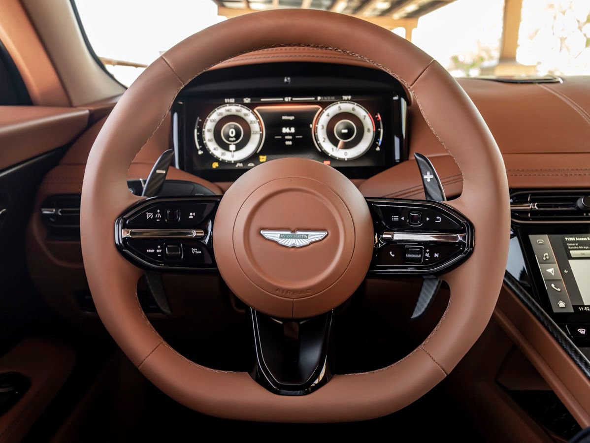 Used 2026 Aston Martin DB12 Coupe RWD image 10