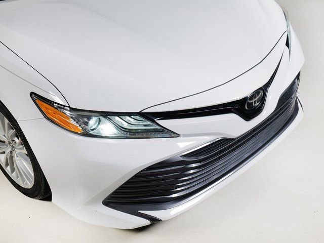 Used 2019 Toyota Camry XLE w/ Navigation Package image 32